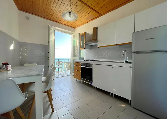 Families Or Groups 3 Terrazzi Penthouse On Sea W Ac Vernazza