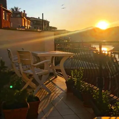 Apartment Families Or Groups 3 Terrazzi On Sea Vernazza