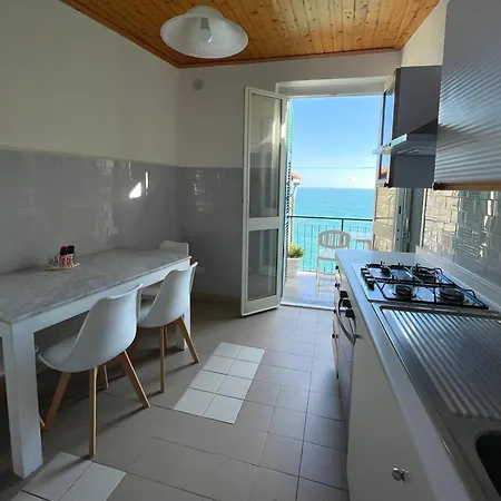 Families Or Groups 3 Terrazzi On Sea Apartment