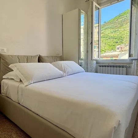 Apartment Families Or Groups 3 Terrazzi On Sea