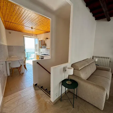 Families Or Groups 3 Terrazzi Penthouse On Sea W Ac * 韦尔纳扎